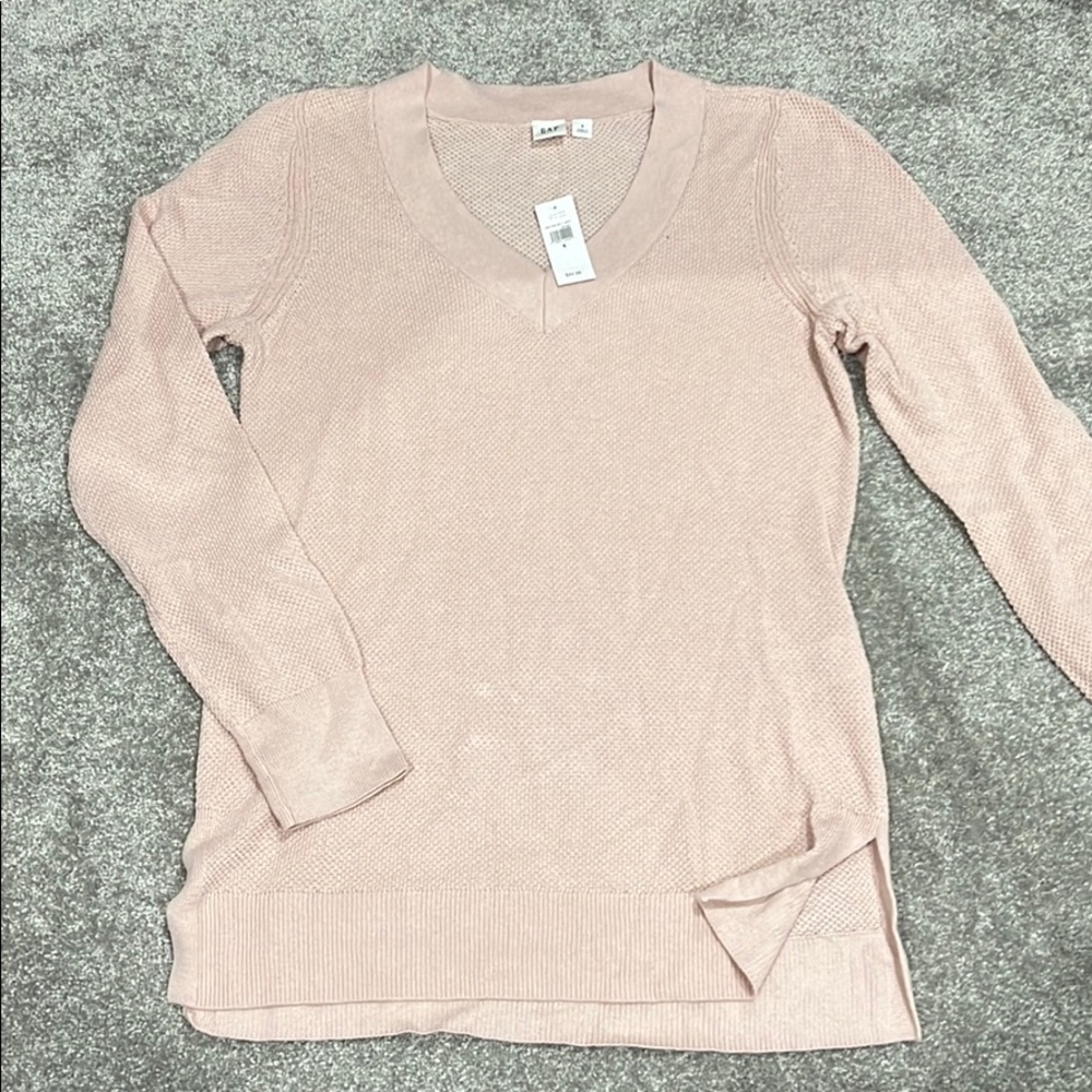 NWT; Size S Gap lightweight sweater in rose pink